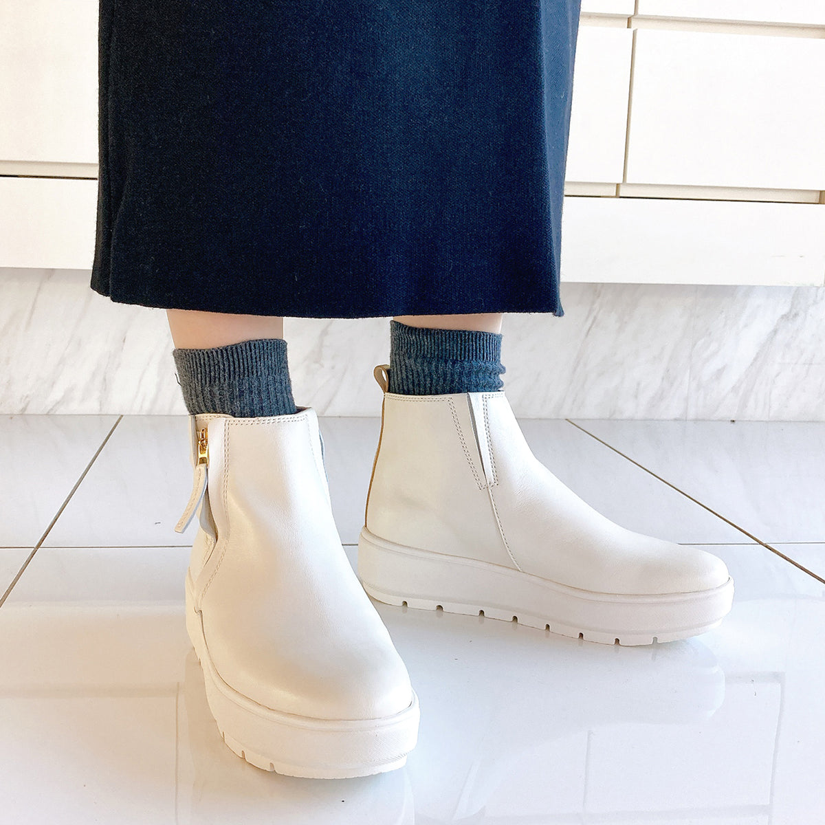 Vue ジップ付きスニーカー底ショートブーツ 【VO71573】 – EIZO WEB SHOP